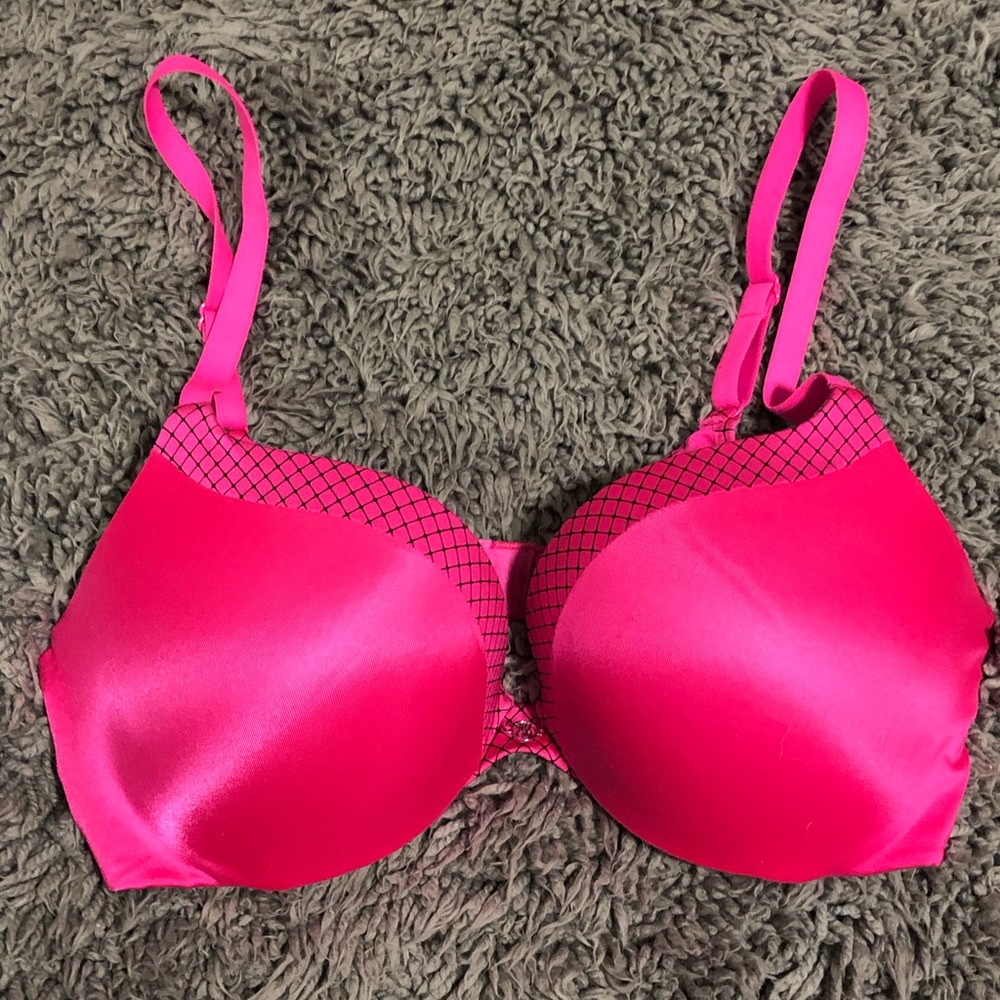 Victoria’s Secret Pigeonnant Push-up Bra